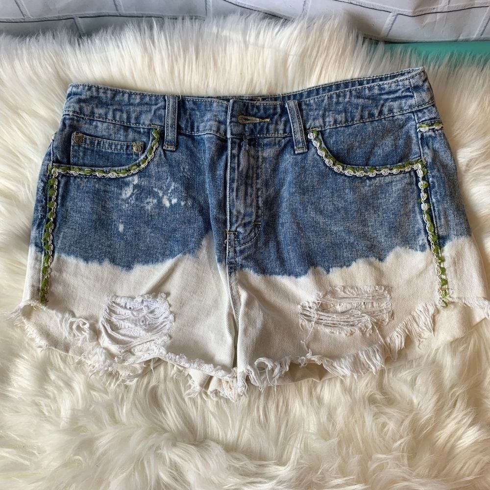 Free‎ People Lowtide Bleach Dip Cutoffs Siz…